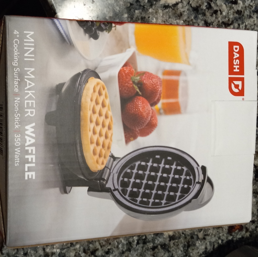 NEW UNUSED Waffle maker